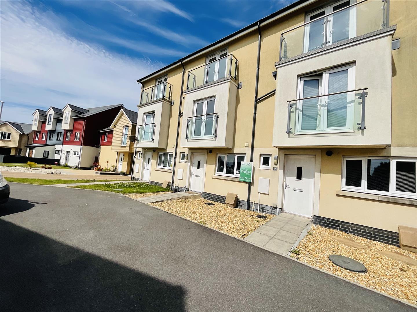 Penrhyn Gwyn, Machynys, Llanelli, Carmarthenshire, SA15 2AX Property